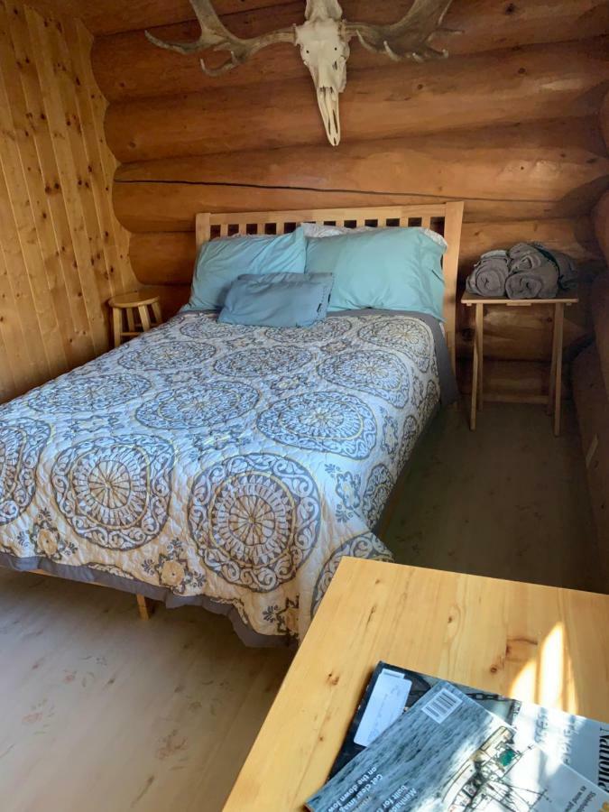 Sawing Logzz Cabin Copper Center Eksteriør bilde